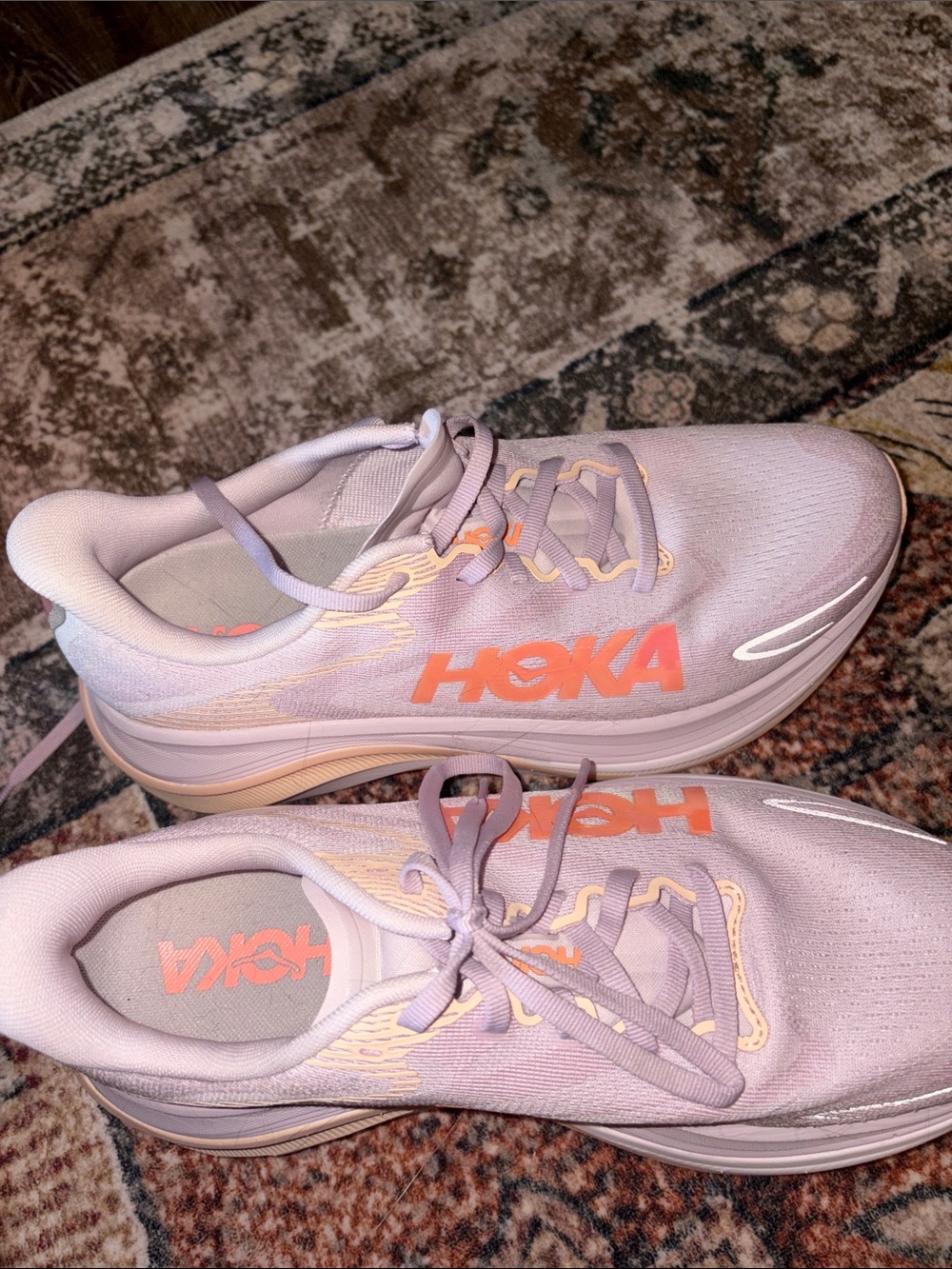 Slightly Used Hoka Women’s Skyward X2 - Picture 4 of 4